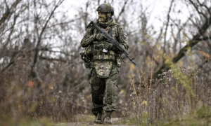 乌军上演5镇大撤退，俄罗斯军队勇猛如潮冲破新战线，乌克兰又一州“十万火急”！